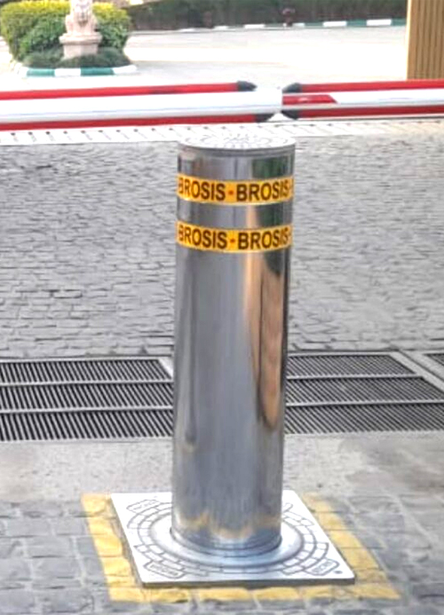 BROSIS - TRAFFIC BOLLARDS (HYDRAULIC RISING BOLLARDS)